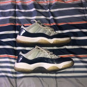 Jordan 11 low Georgetowns.